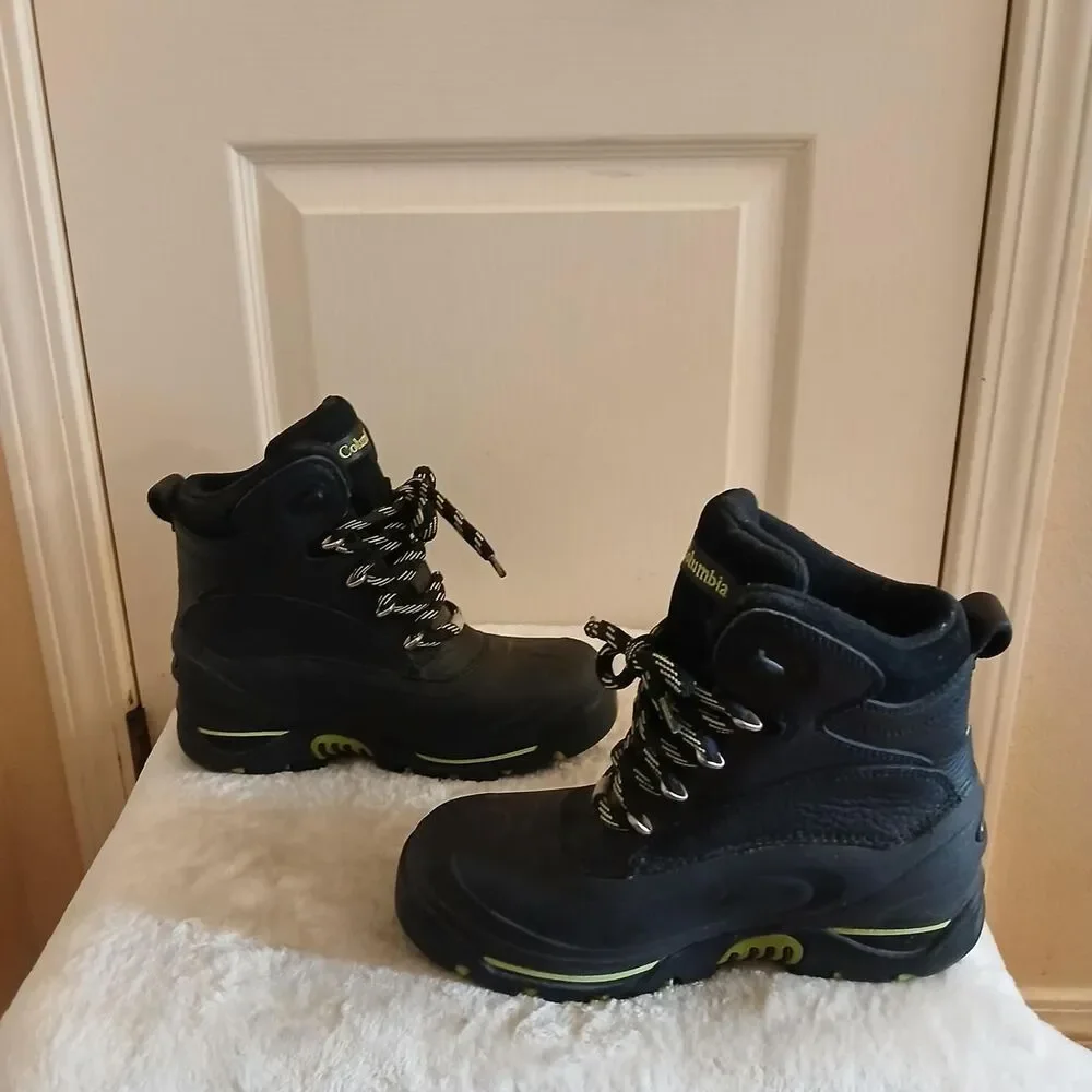 Columbia Bugaboot Black & Green Winter Snow Boots 7.5 Gorpcore Utility Outdoors